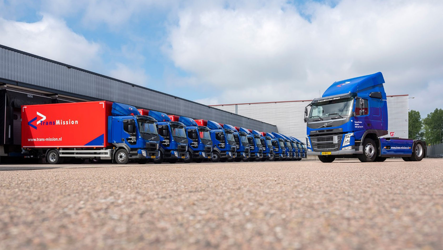 TransMission Almere neemt nieuwe Volvo’s FM en Volvo’s FL in gebruik